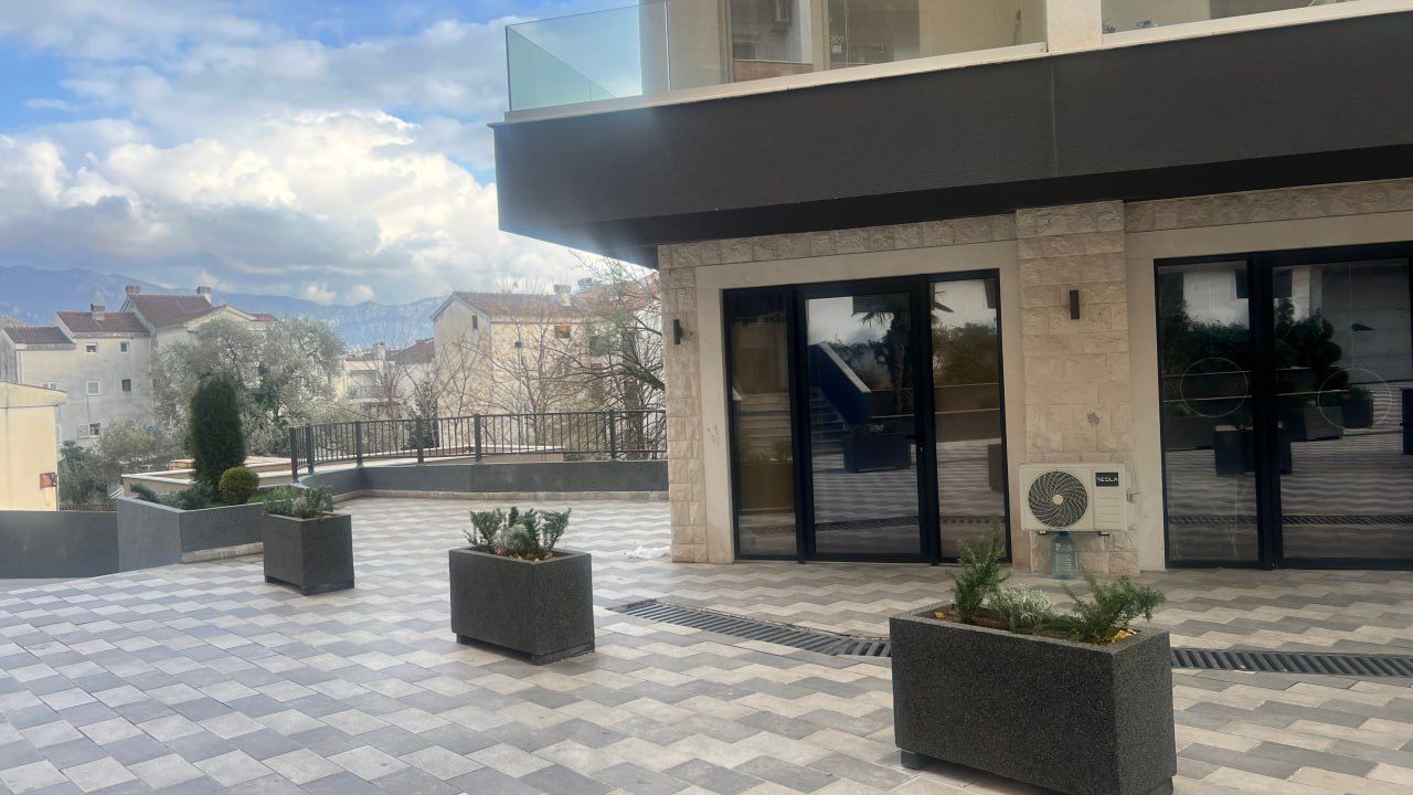 amforaproperty.com/Poslovni Prostor 32m2, The Old Bakery , Budva