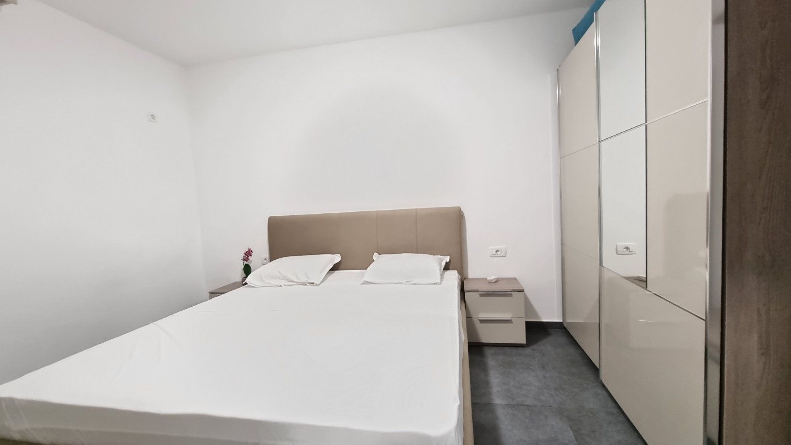 Jednosoban namesten stan,Lastva Grbaljska (na duzi period) - Amfora Real Estate