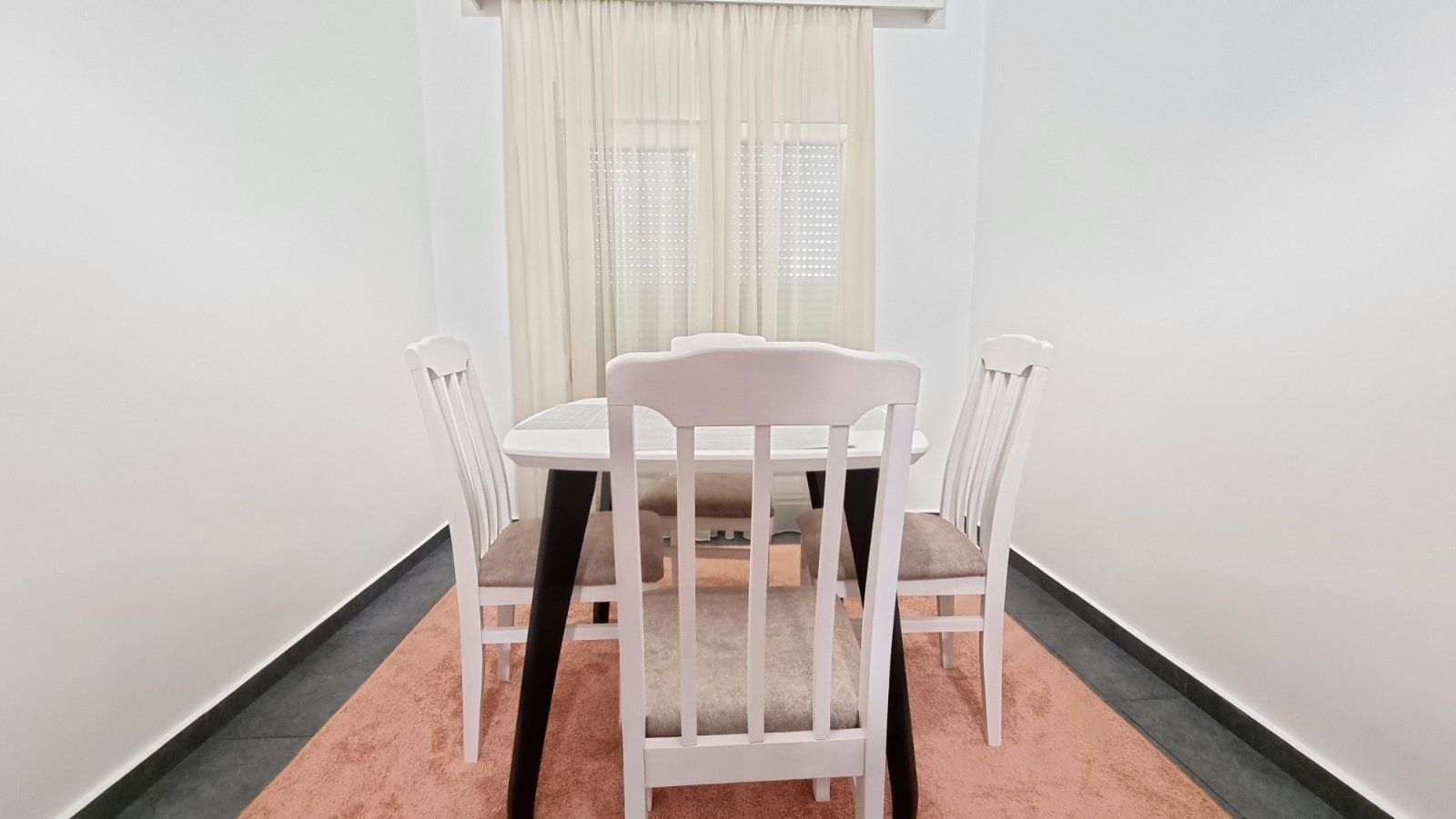 Jednosoban namesten stan,Lastva Grbaljska (na duzi period) - Amfora Real Estate