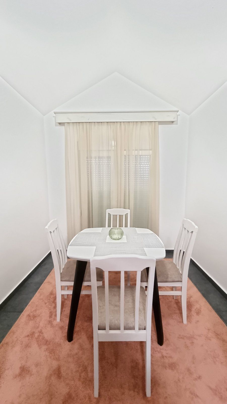 Jednosoban namesten stan,Lastva Grbaljska (na duzi period) - Amfora Real Estate