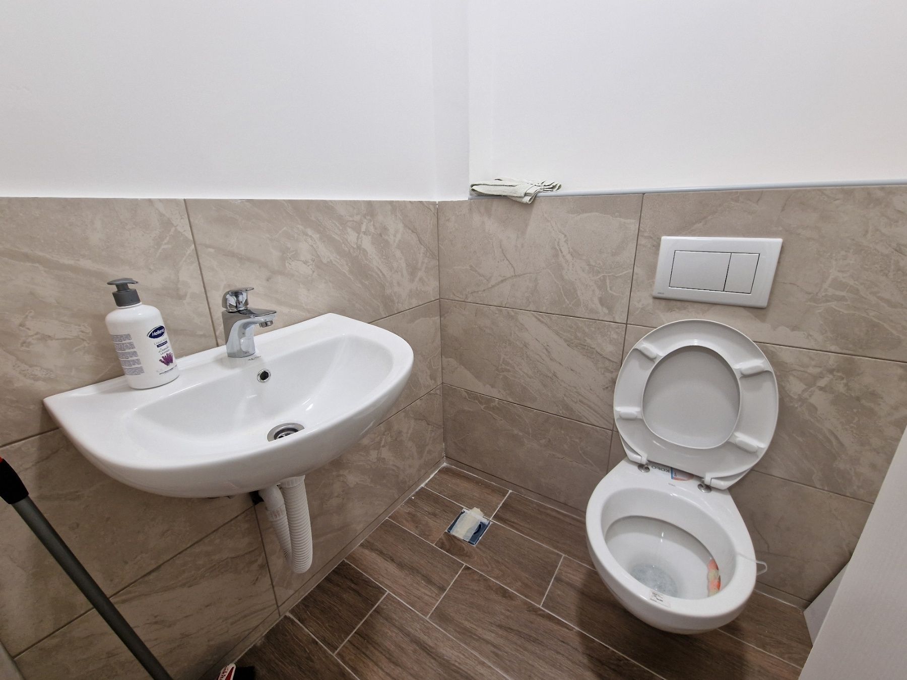 Opremljen poslovni prostor 35m2, The Old Bakery , Budva (NA DUZI PERIOD) - Amfora Real Estate