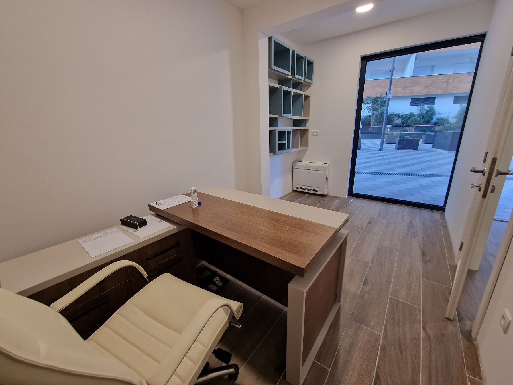 Opremljen poslovni prostor 35m2, The Old Bakery , Budva (NA DUZI PERIOD) - Amfora Real Estate