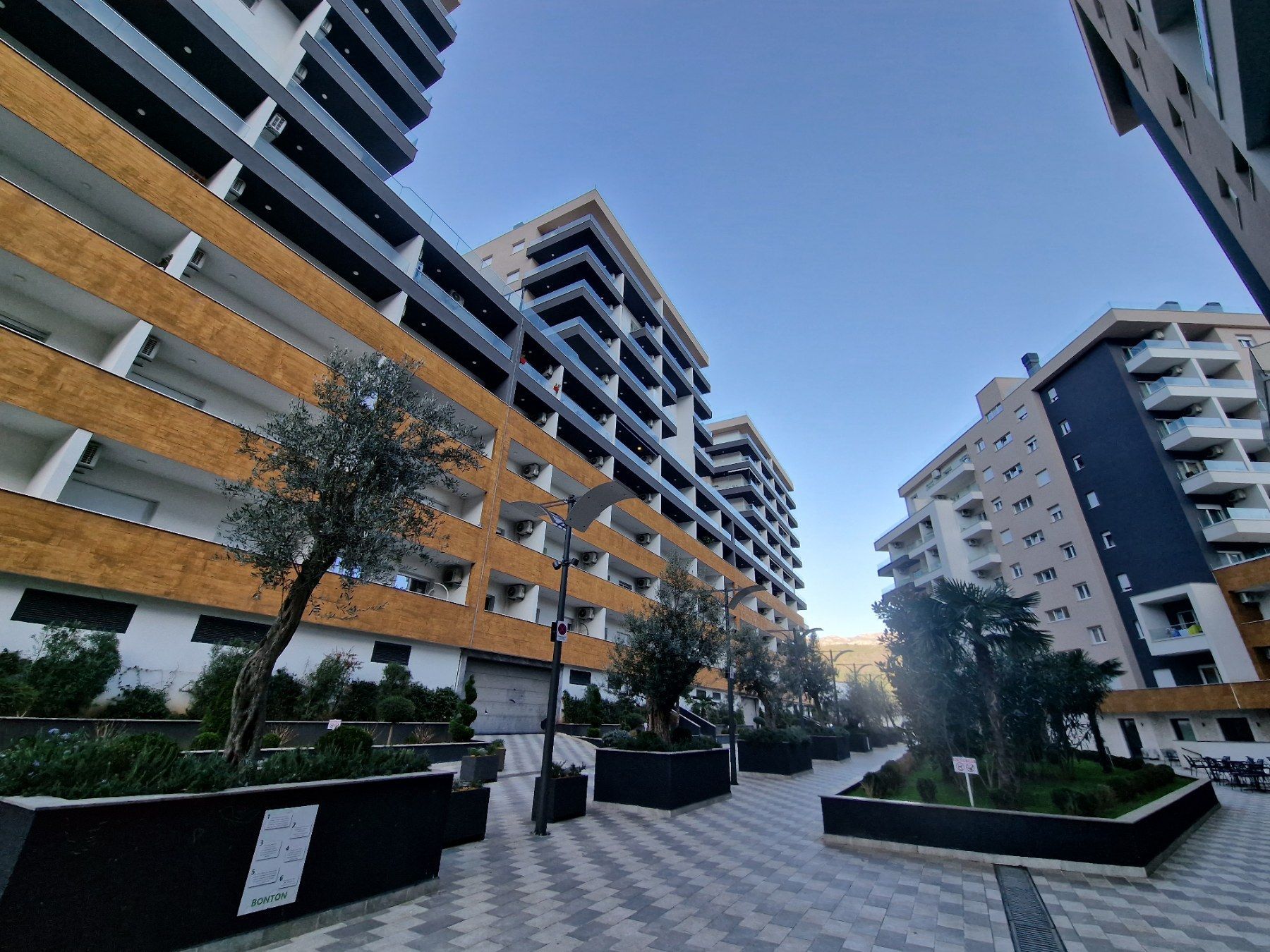 Opremljen poslovni prostor 35m2, The Old Bakery , Budva (NA DUZI PERIOD) - Amfora Real Estate