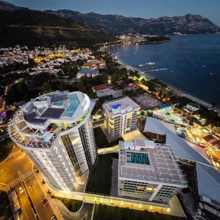 amforaproperty.com/Dvosoban stan 77m2 sa direktnim pogledom na more,Tre Canne,Budva (Bez plaćanja poreza na prenos od 3%)