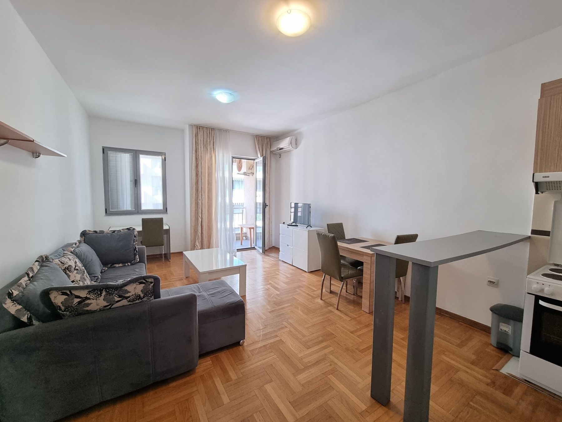 Jednosoban stan na atraktivnoj lokaciji,Rozino-Budva. (NA DUZI VREMENSKI PERIOD) - Amfora Real Estate