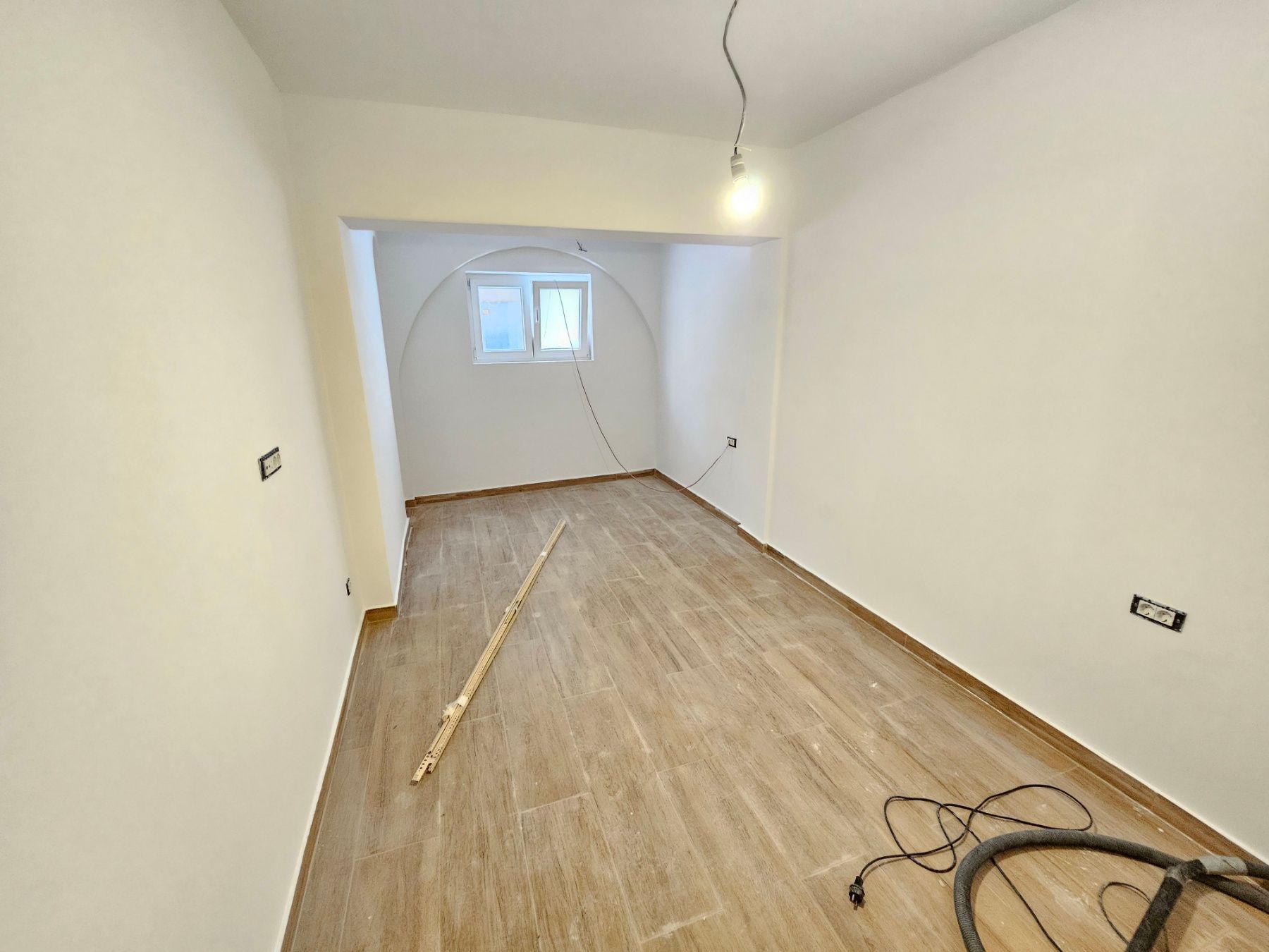 amforaproperty.com/Tri renovirana jednosobna apartmana 106m2 na atraktivnoj lokaciji u Budvi