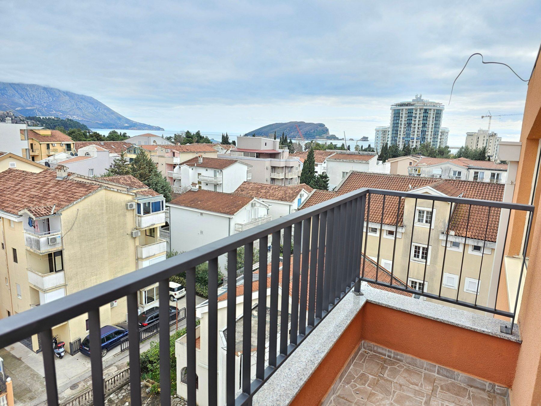 amforaproperty.com/Nov jednosoban stan 32m2 sa pogledom na more i grad,Budva (Bez poreza na prenos od 3%)