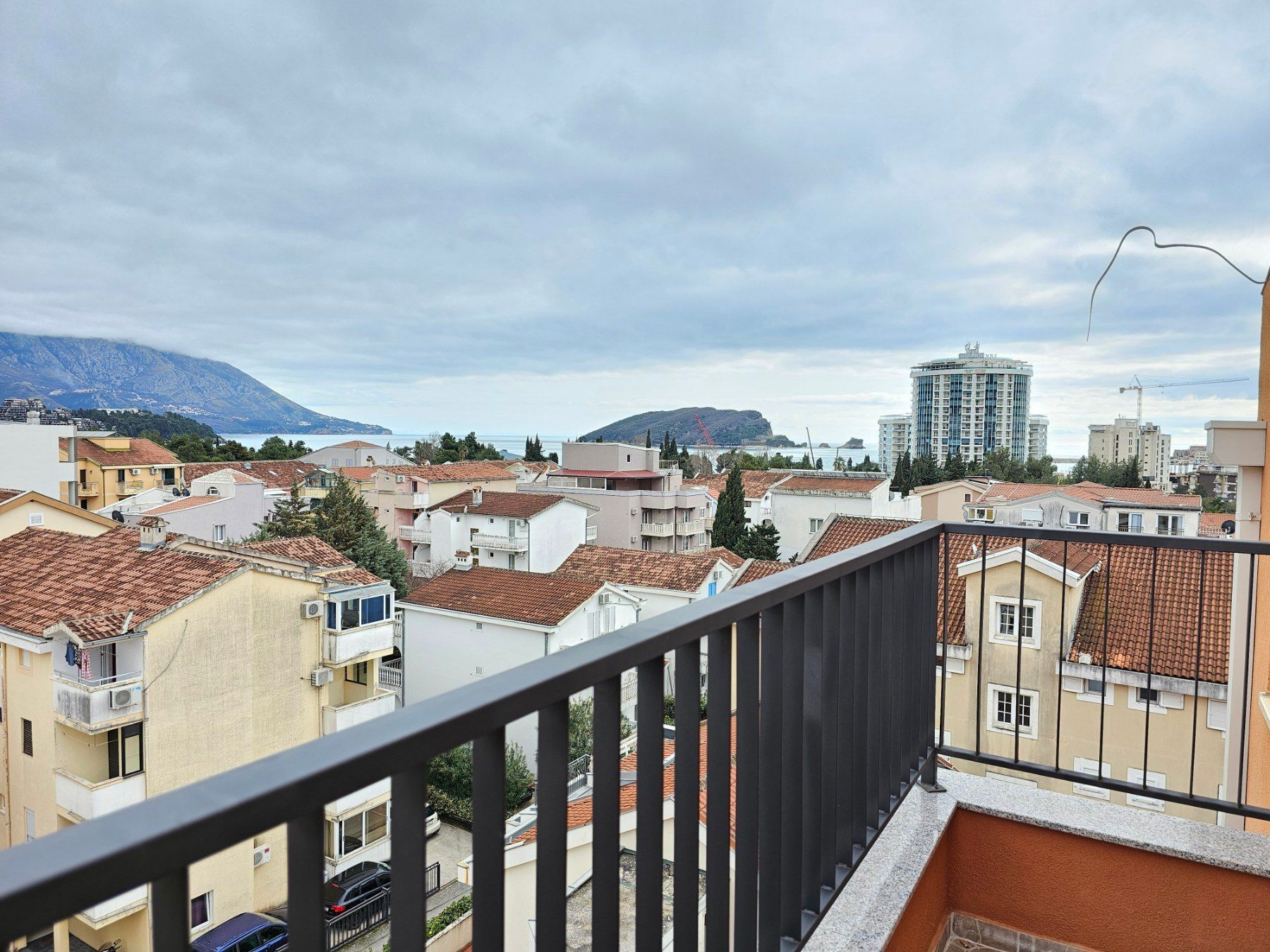 amforaproperty.com/Nov jednosoban stan 32m2 sa pogledom na more i grad,Budva (Bez poreza na prenos od 3%)