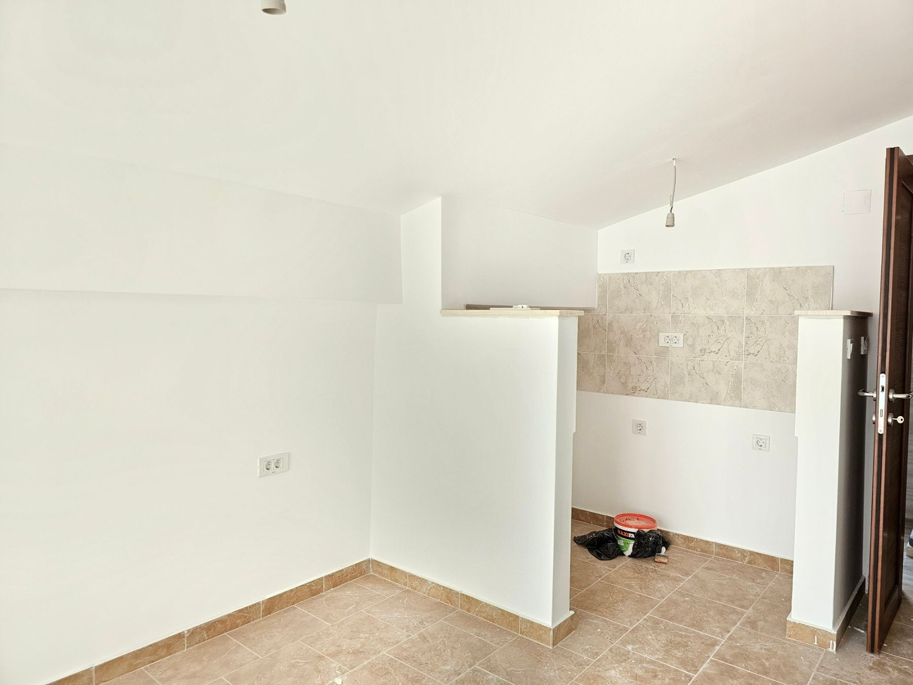 amforaproperty.com/Nov studio apartman 20m2 ,Budva (Bez plaćanja poreza na prenos od 3%)