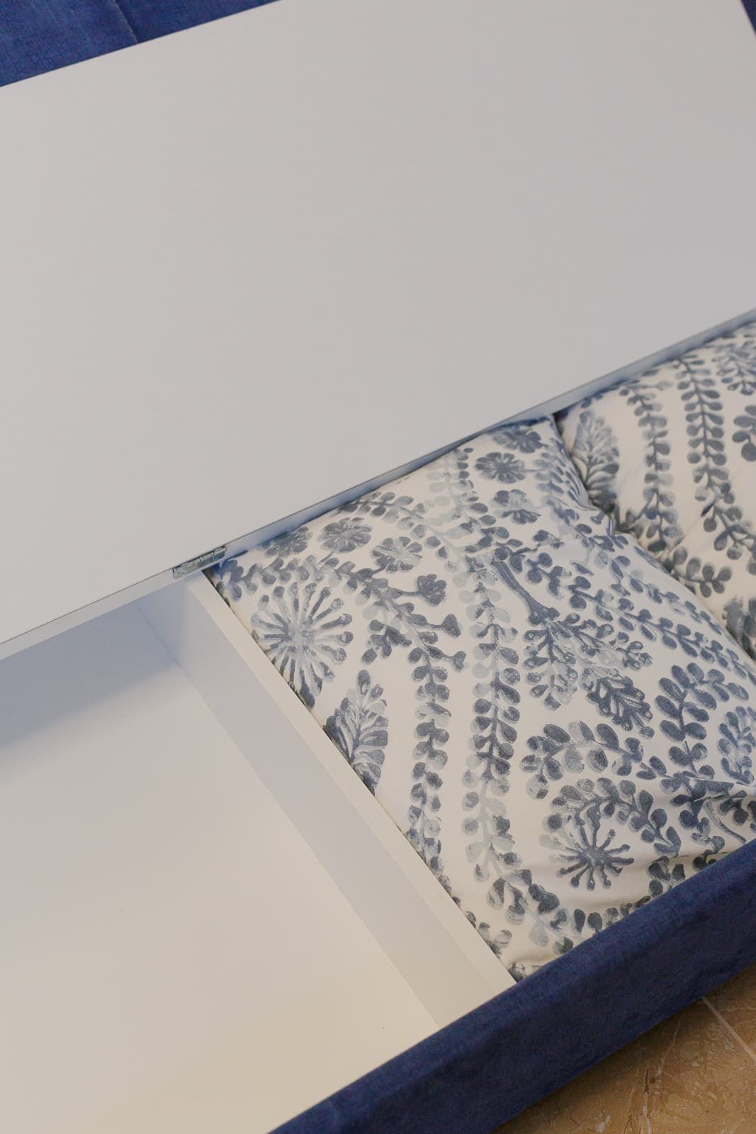 Namesten studio apartman na atraktivnoj lokaciji u Budvi (na duzi period) - Amfora Real Estate