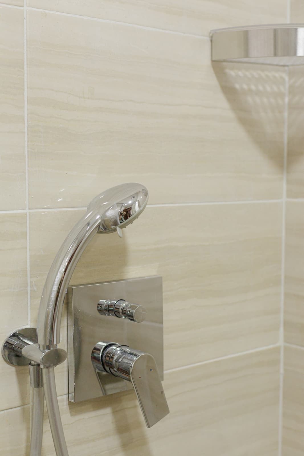 Namesten studio apartman na atraktivnoj lokaciji u Budvi (na duzi period) - Amfora Real Estate