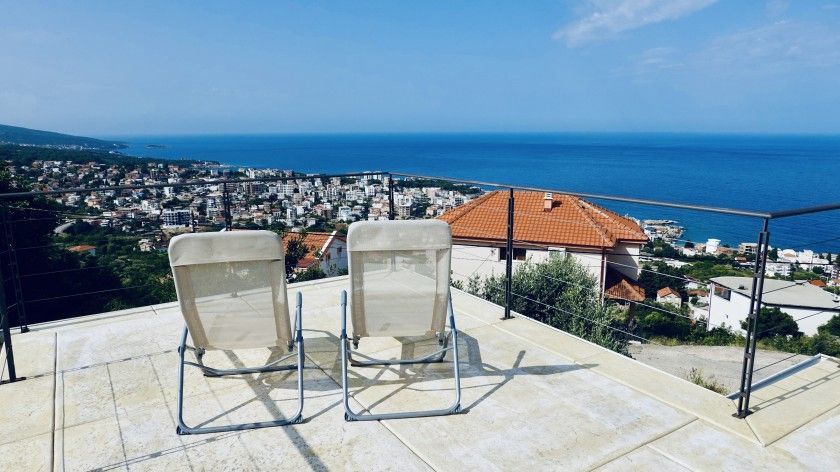 amforaproperty.com/Kuće sa pogledom na more,Dobre Vode,Bar