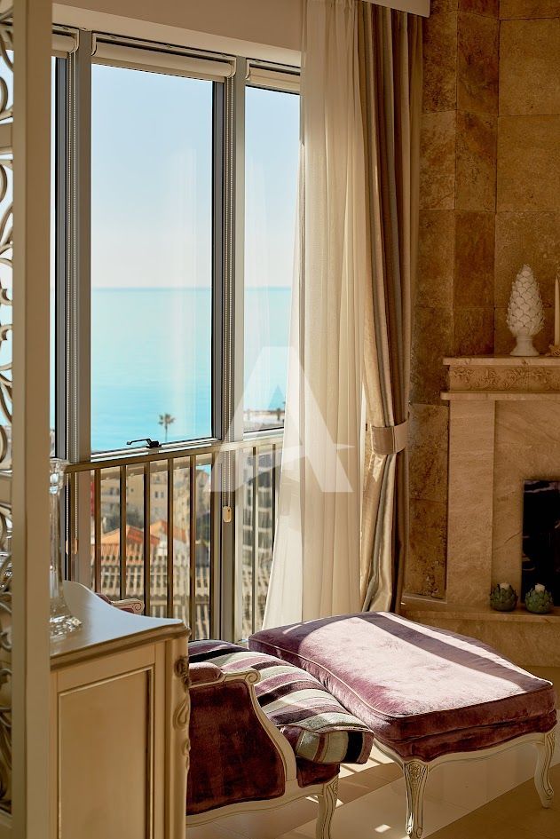 amforaproperty.com/Luksuzan penthouse 150m2 sa panoramskim pogledom na more,Becici