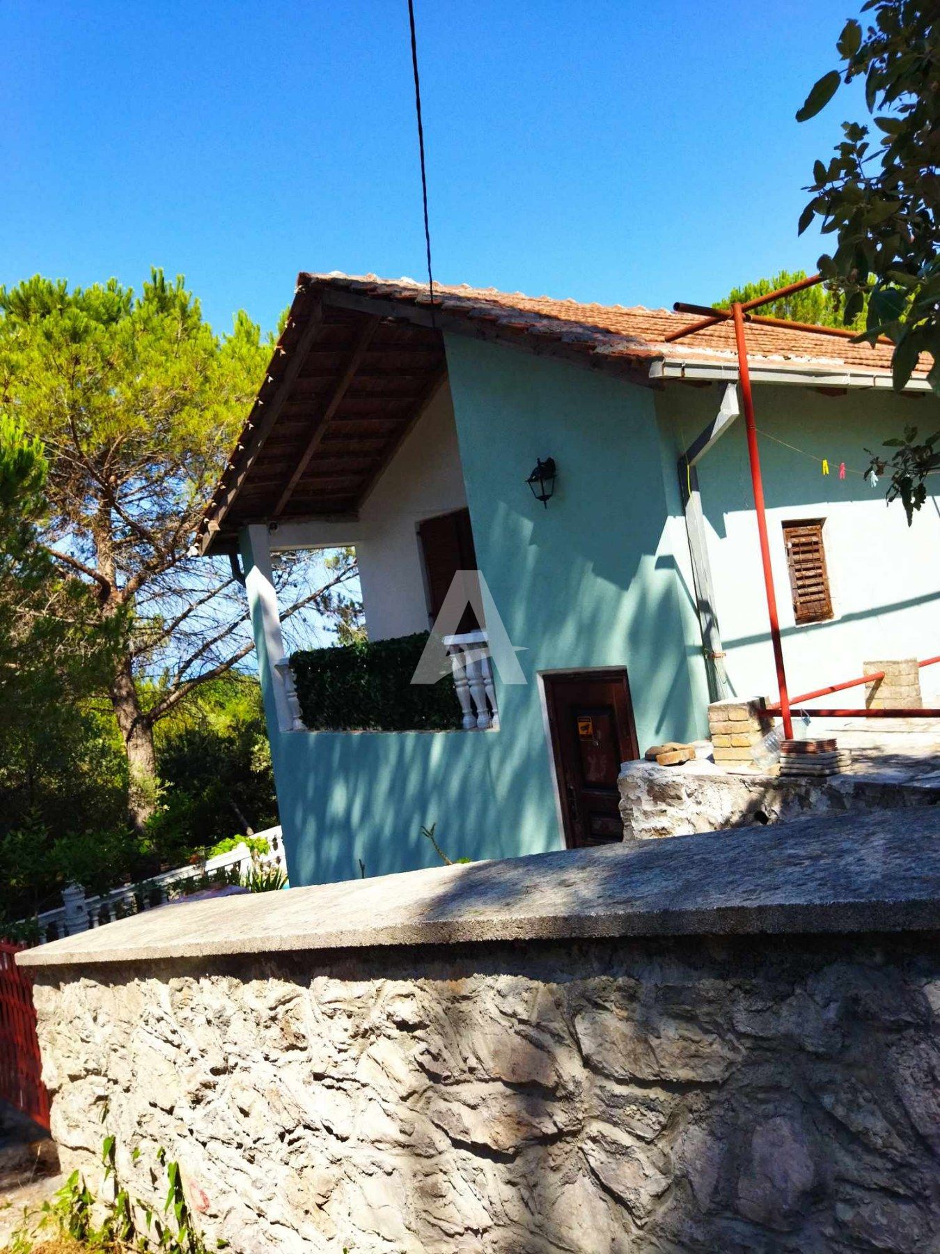 amforaproperty.com/Kuća 100m2 u Zagori, opština Kotor (na duzi period)