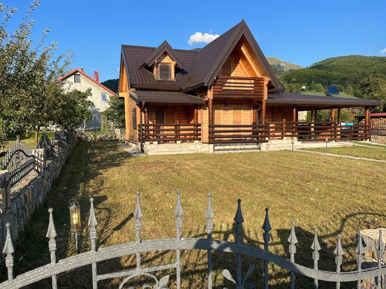 amforaproperty.com/Kolasin-Planinska kuca 180m2 na atraktivnoj lokaciji