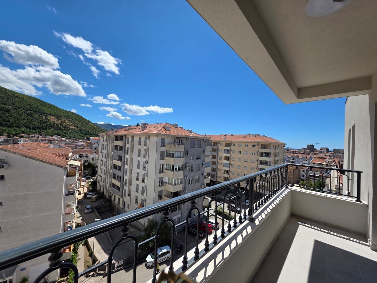Trosoban stan 84.66m2 u novom kompleksu u izgradnji,Budva - Amfora Real Estate
