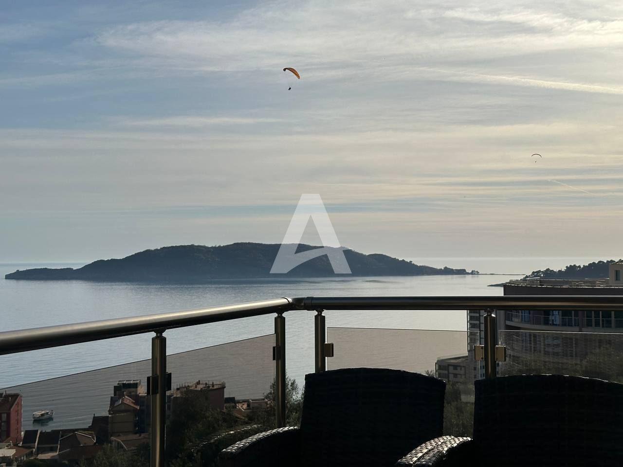 amforaproperty.com/Jednosoban stan u Rafailovićima s panoramskim pogledom na more