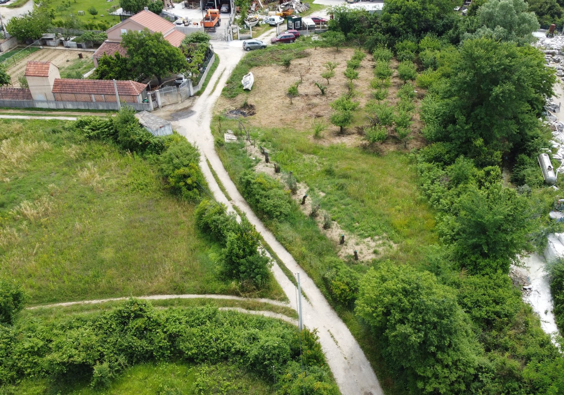 amforaproperty.com/Urbanizovan plac 1270m2 u Grblju/Lješevici, opština Kotor