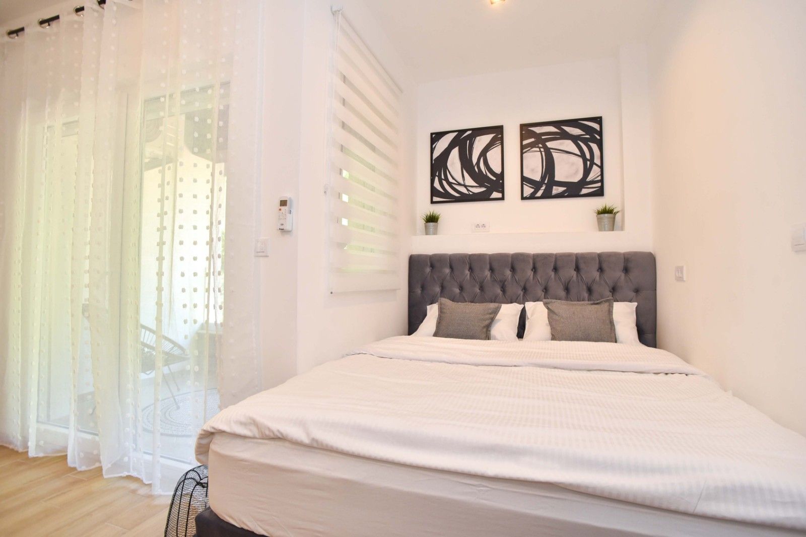 amforaproperty.com/APARTMAN BLUE MOON BUDVA-STAN NA DAN