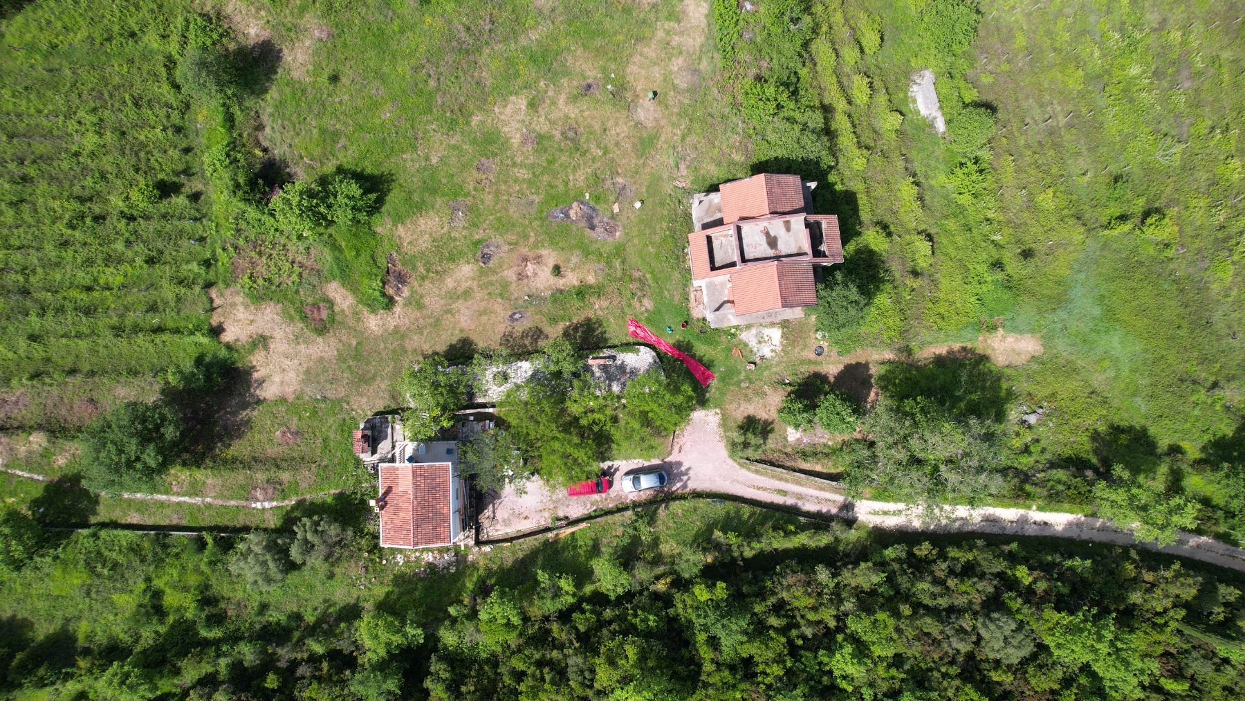 amforaproperty.com/Radanovici,Kotor-Ekskluzivno imanje od 83.000 m² sa vinogradom, jezerom i izvorskom vodom