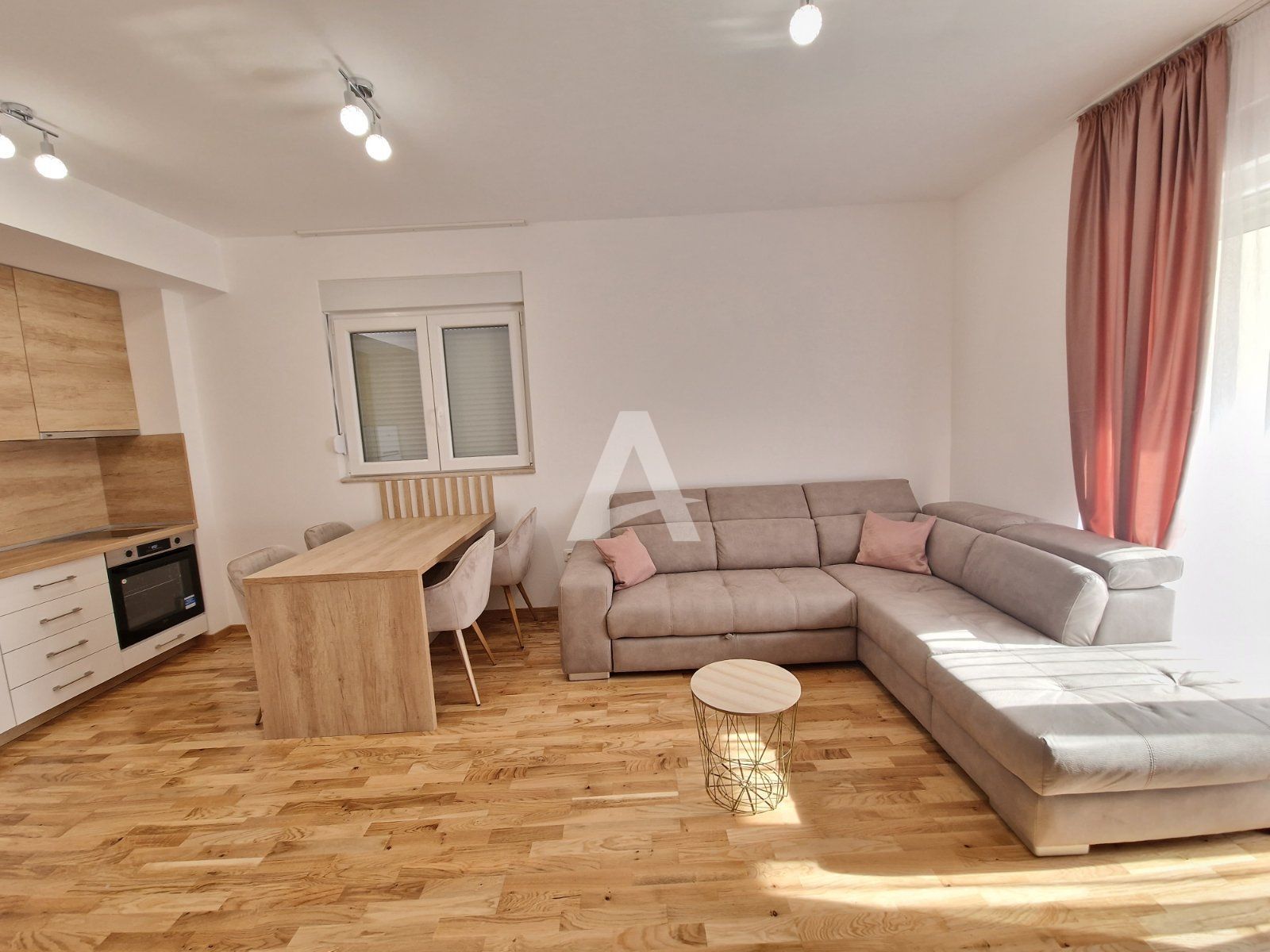 amforaproperty.com/STAN NA DAN-APARTMAN VOLNA BECICI