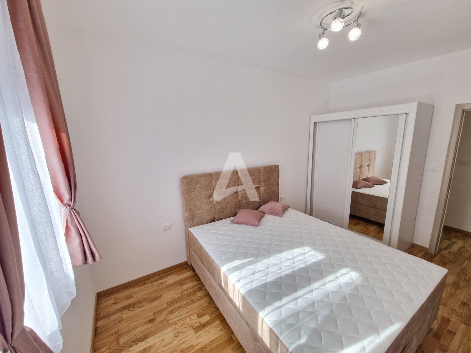 amforaproperty.com/STAN NA DAN-APARTMAN VOLNA BECICI