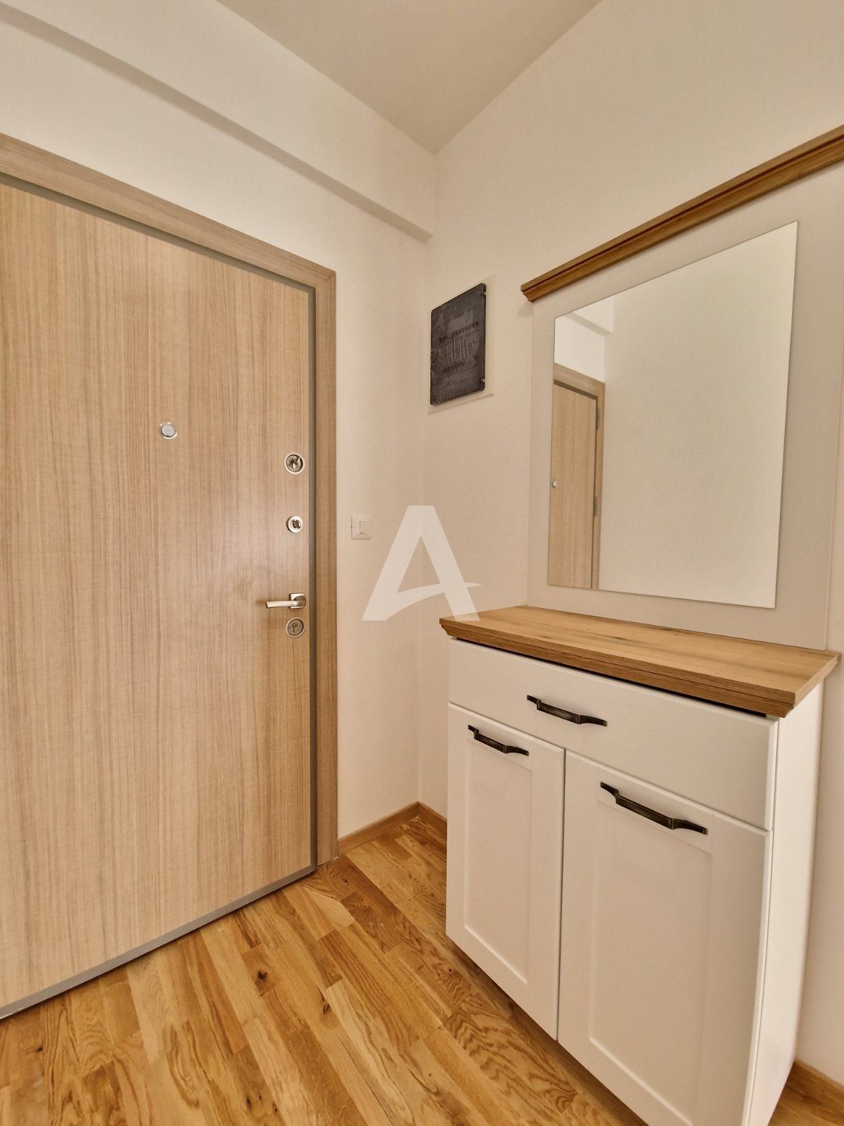 amforaproperty.com/STAN NA DAN-APARTMAN VOLNA BECICI