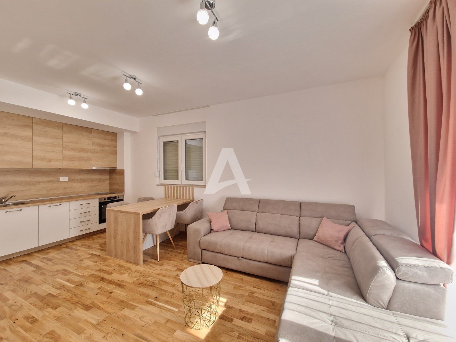 amforaproperty.com/STAN NA DAN-APARTMAN VOLNA BECICI