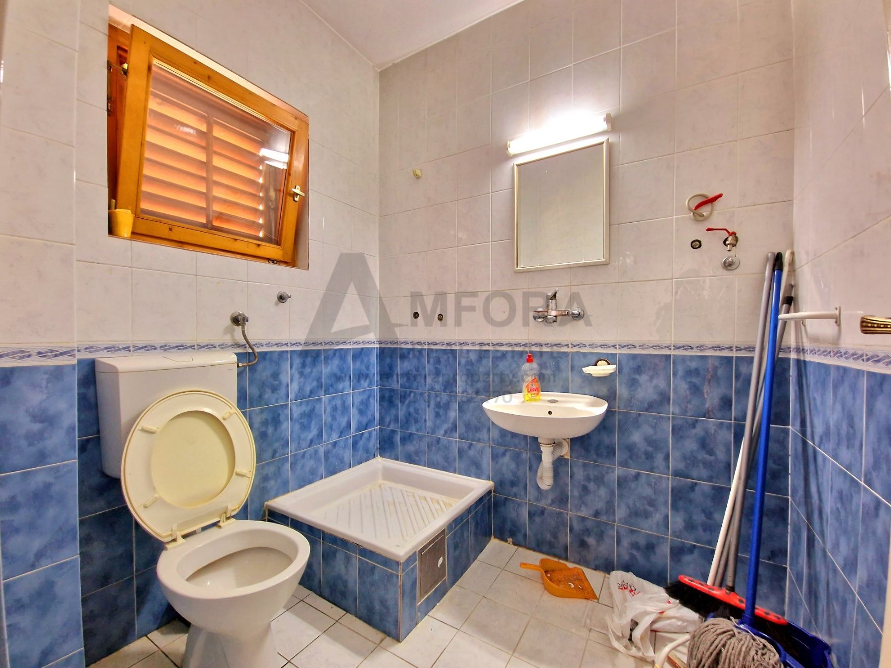 Izdavanje poslovnog prostora u Budvi, Rozino  (na duzi period) - Amfora Real Estate