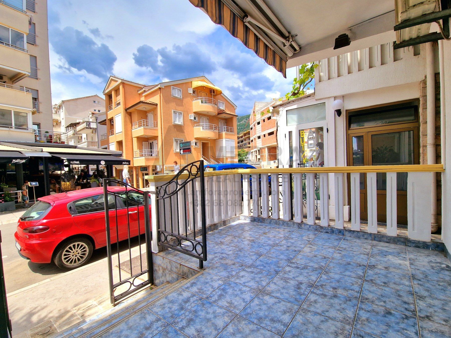 Izdavanje poslovnog prostora u Budvi, Rozino  (na duzi period) - Amfora Real Estate