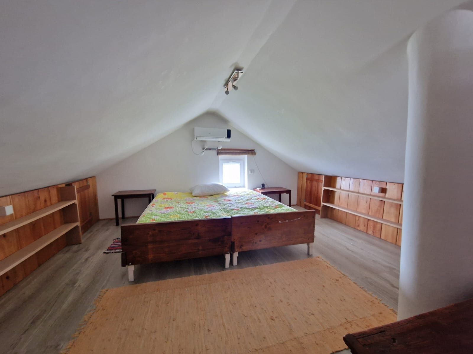 amforaproperty.com/Budva,Skočiđevojka-Kamena kuca sa bazenom i panoramskim pogledom na more
