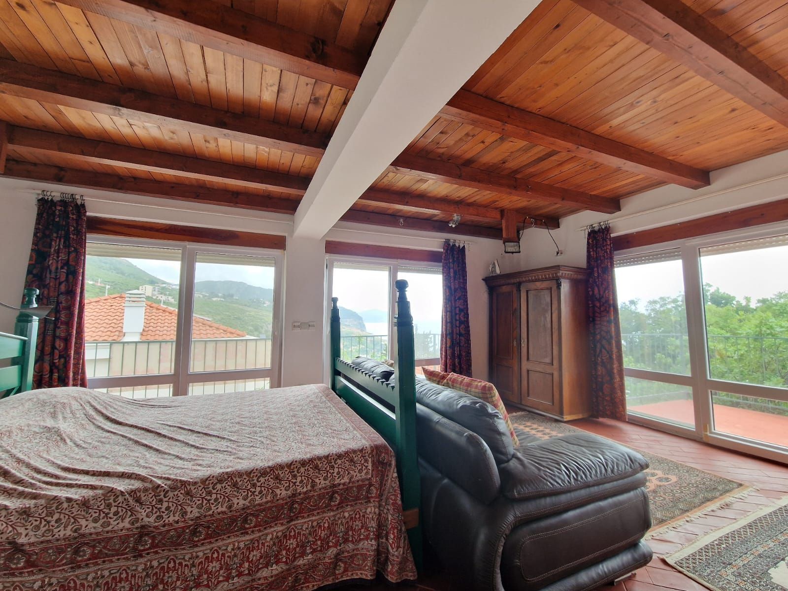 amforaproperty.com/Budva,Skočiđevojka-Kamena kuca sa bazenom i panoramskim pogledom na more