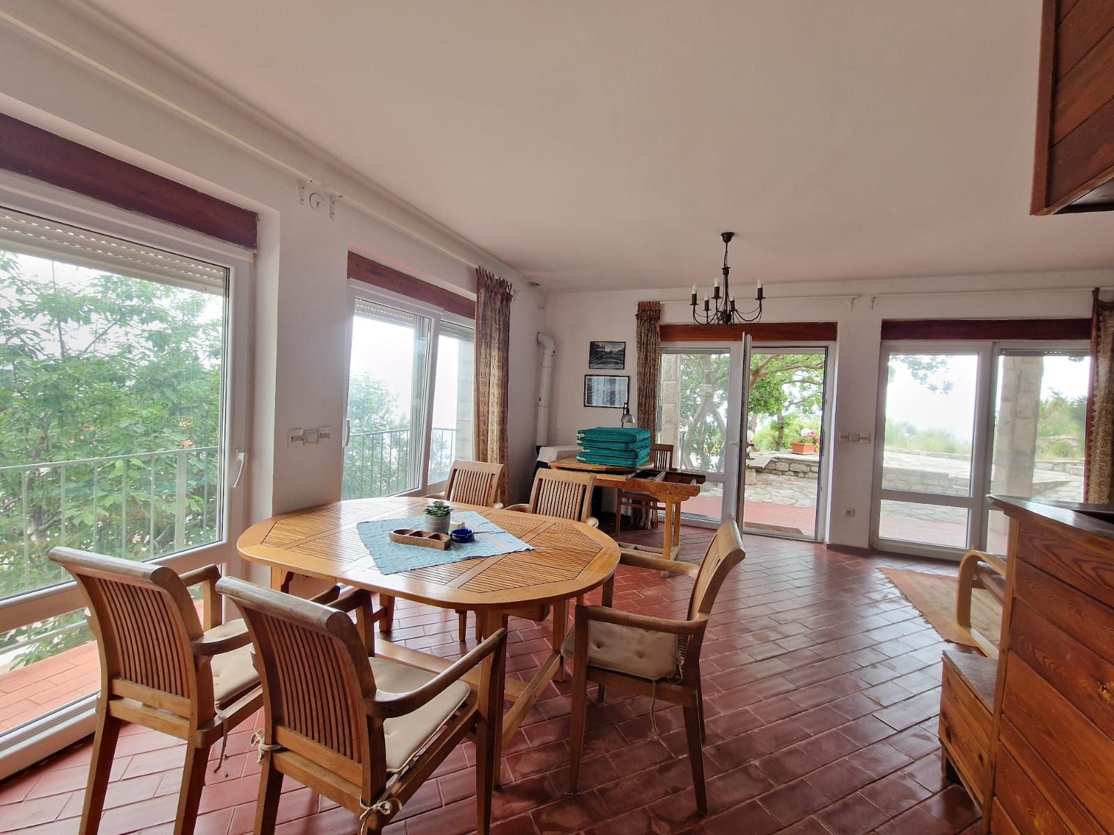 amforaproperty.com/Budva,Skočiđevojka-Kamena kuca sa bazenom i panoramskim pogledom na more