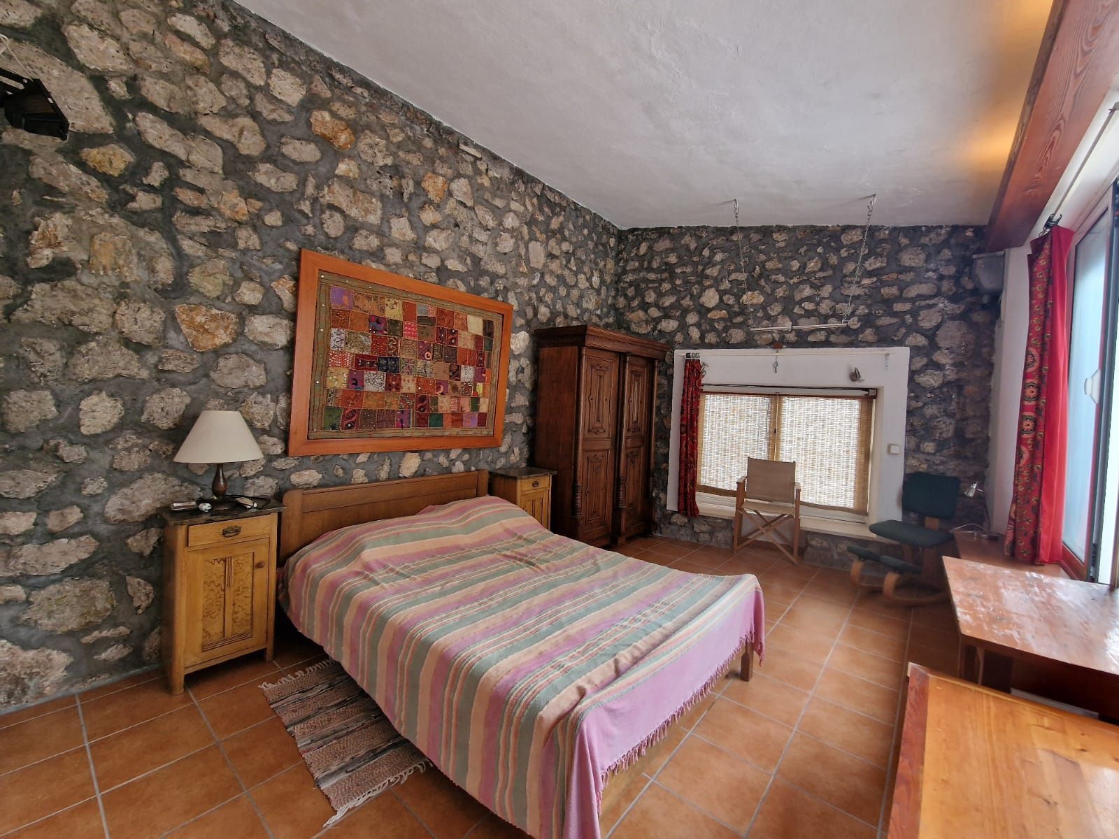 amforaproperty.com/Budva,Skočiđevojka-Kamena kuca sa bazenom i panoramskim pogledom na more
