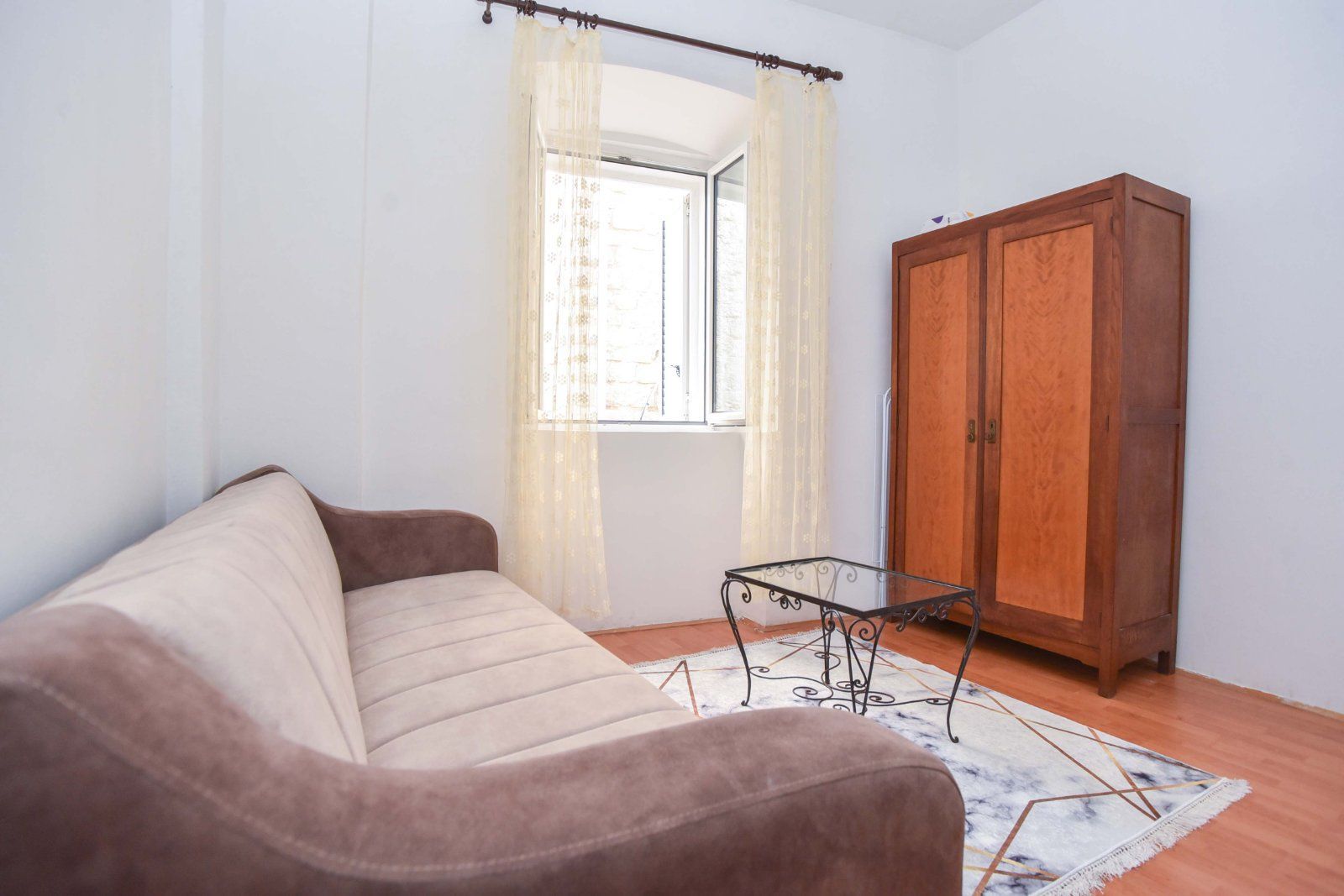 Stari Grad, Budva-Jednosoban stan na duzi period - Amfora Real Estate