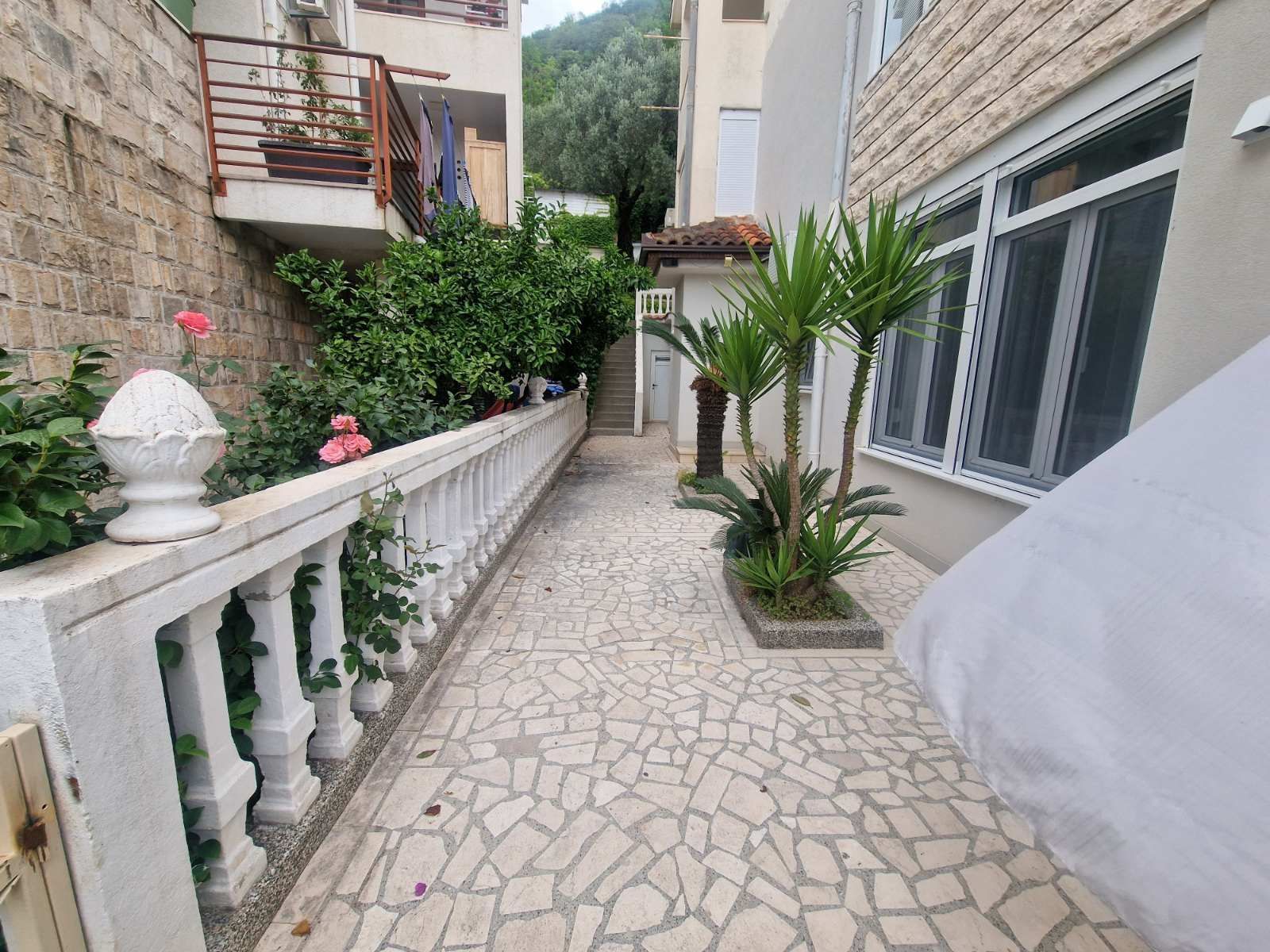 amforaproperty.com/Petrovac-Dvosoban namesten stan 56m2 + 33m2 terase