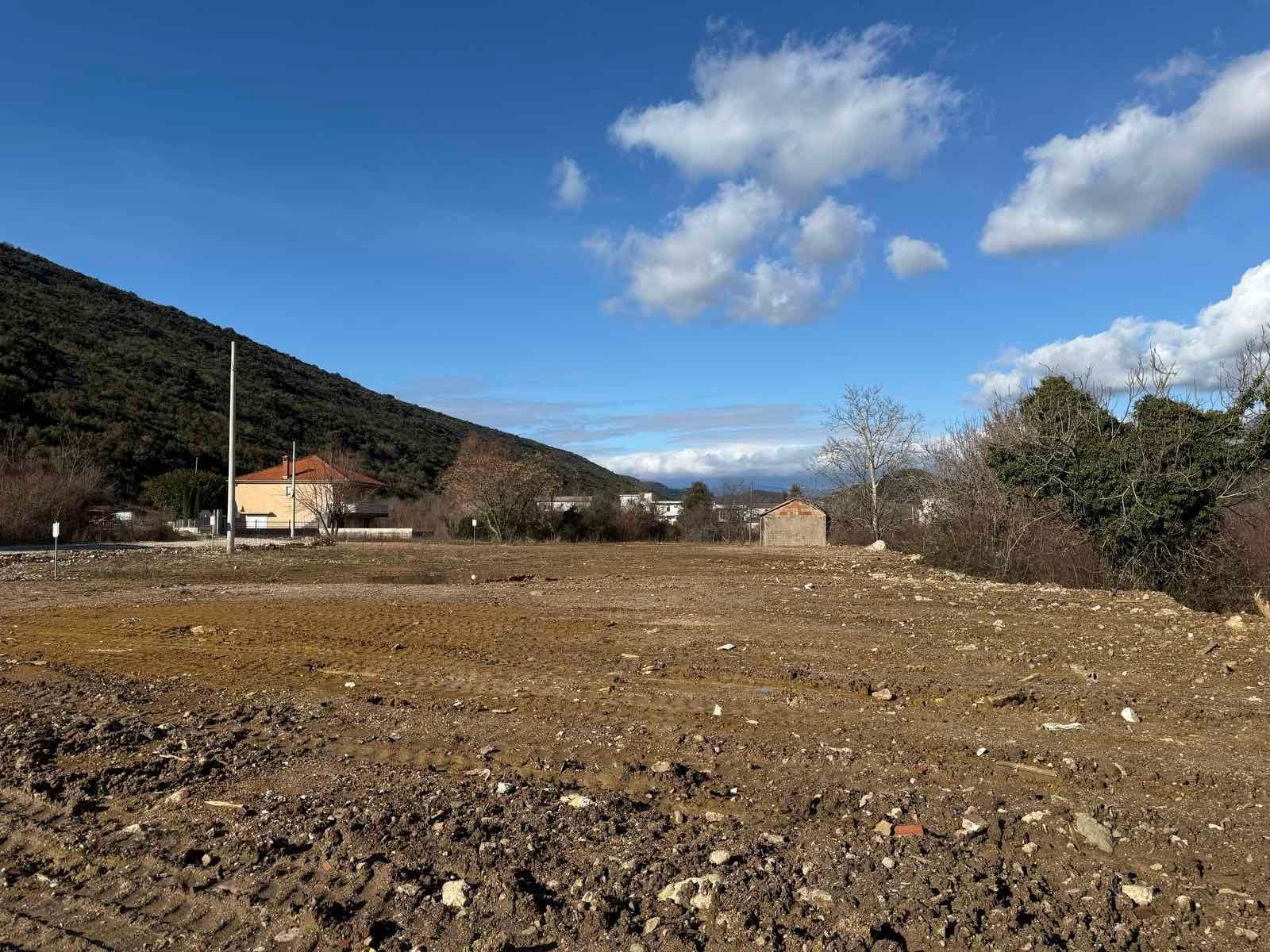 amforaproperty.com/Urbanizovan Plac 2.559m2 za Zajedničku Gradnju (21%) na Magistralnom Putu Budva-Tivat (Kovačko Polje) - Direktno od Vlasnika, Odlična Investicija