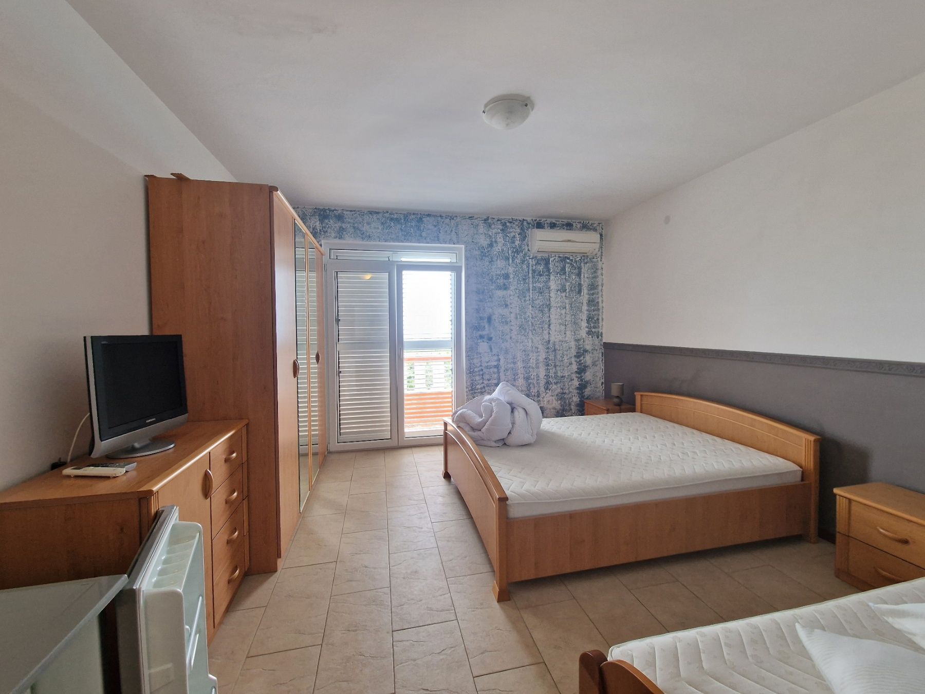 Ekskluzivno izdavanje: Kuća sa panoramskim pogledom na more - Budva, Seoce! Idealno za podzakup i turističko izdavanje! (NA DUZI PERIOD) - Amfora Real Estate