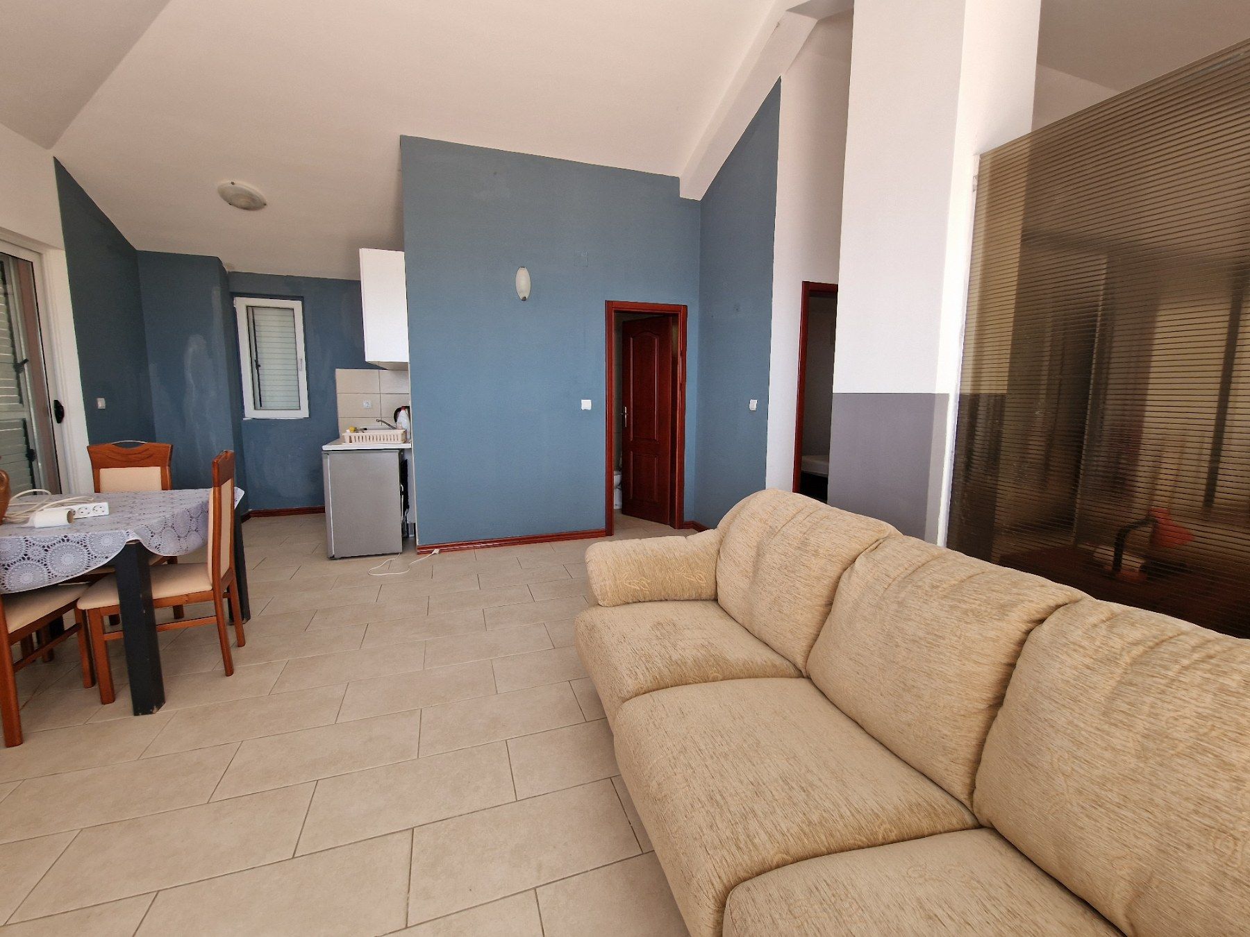 Ekskluzivno izdavanje: Kuća sa panoramskim pogledom na more - Budva, Seoce! Idealno za podzakup i turističko izdavanje! (NA DUZI PERIOD) - Amfora Real Estate