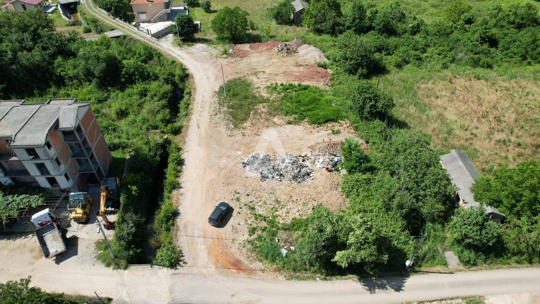 amforaproperty.com/Izdavanje Hale na Duži Period u Kovačima, Opština Kotor - Izgradnja po Vašim Potrebama