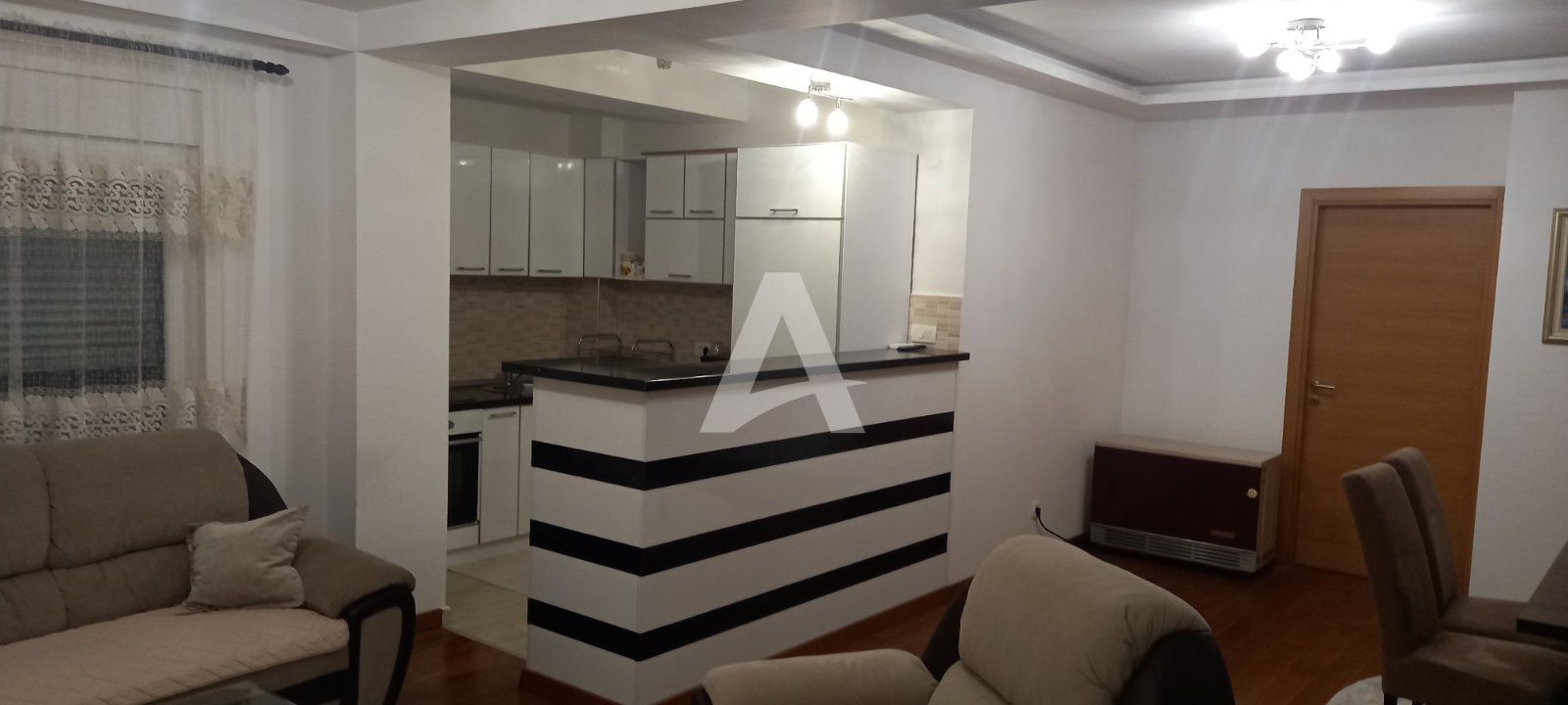 amforaproperty.com/Moderno opremljen trosoban stan sa garaznim mestom,Podgorica (na duzi period)