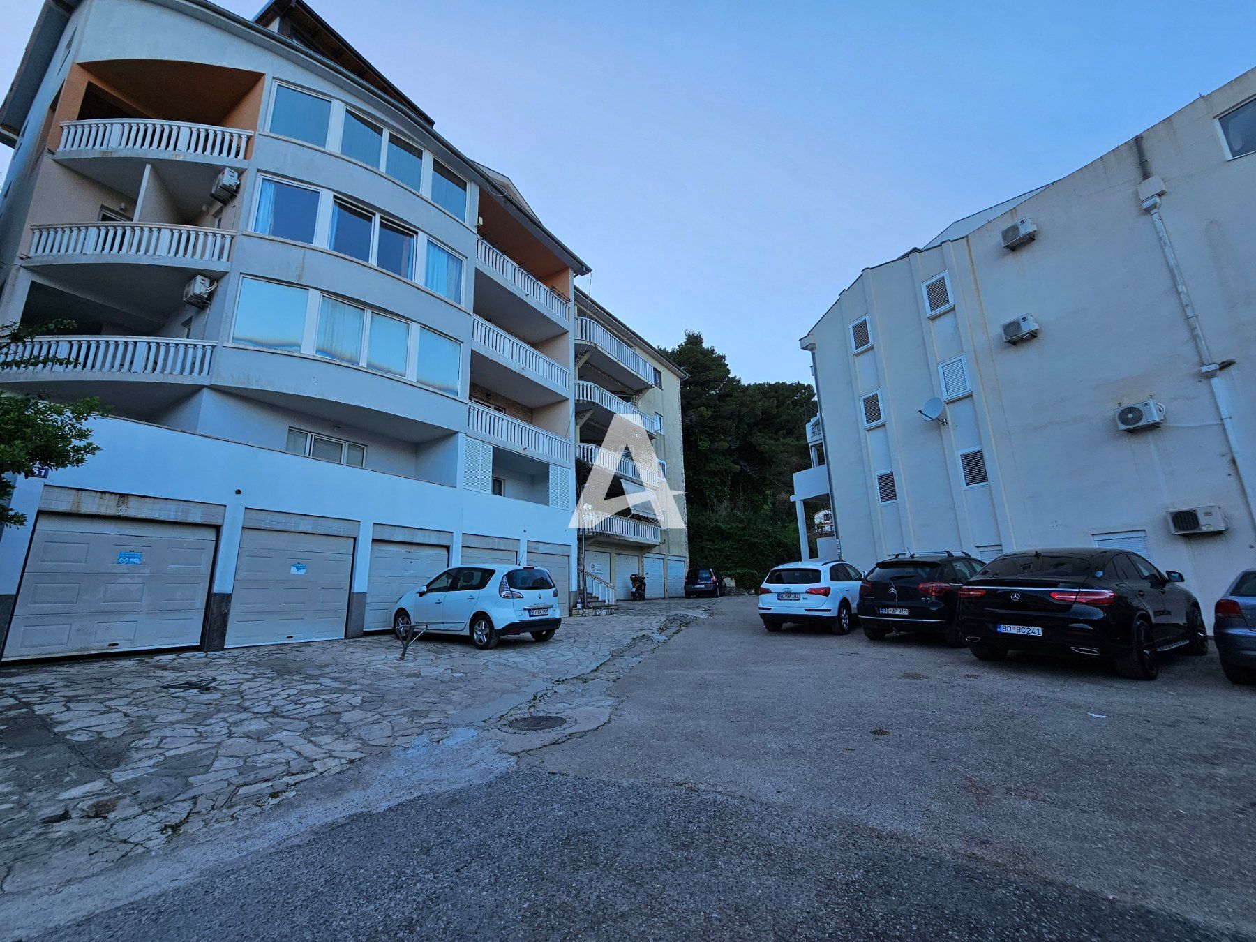 amforaproperty.com/APARTMAN SHEILA,BUDVA-STAN NA DAN