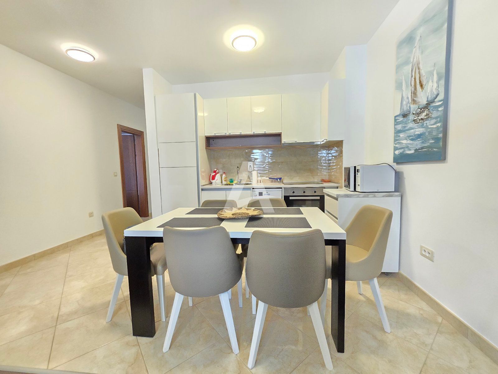 amforaproperty.com/TROSOBAN APARTMAN ANATOLIA BEČIĆI-STAN NA DAN