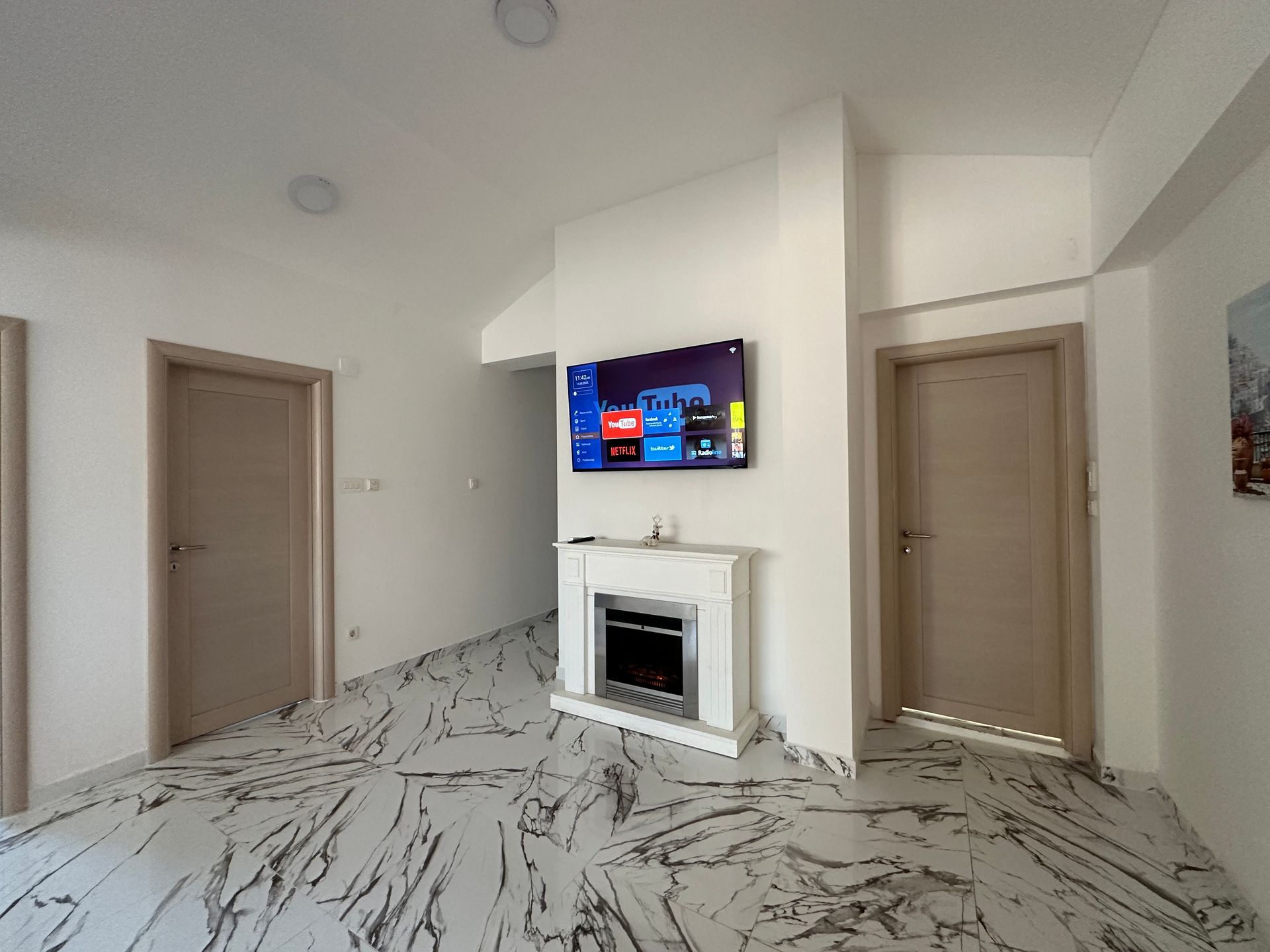 amforaproperty.com/Cetvorosoban stan 87m2 u centru Budve