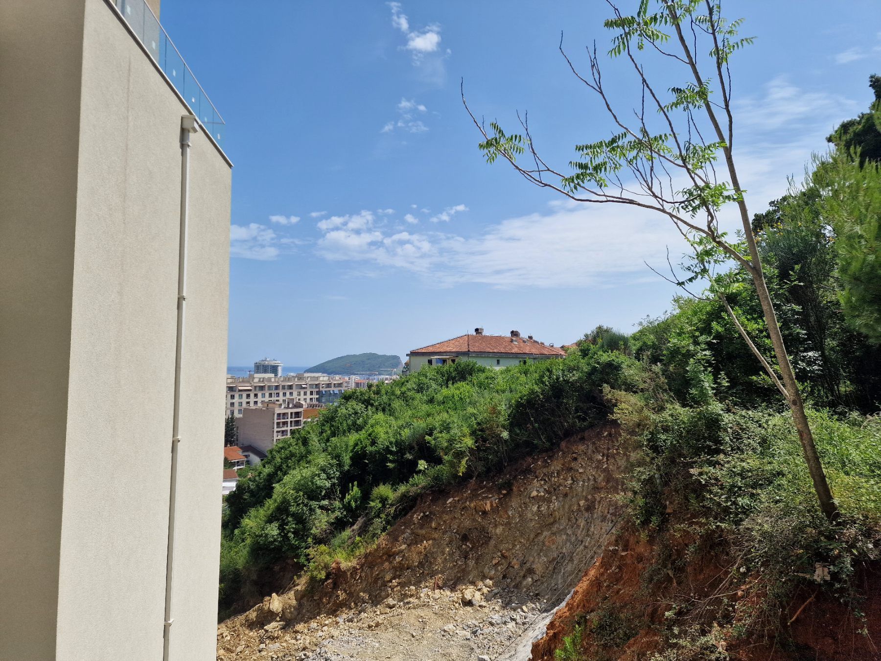 amforaproperty.com/Dubovica Lux, Budva-Komforan jednosoban stan 46m2 sa pogledom na more