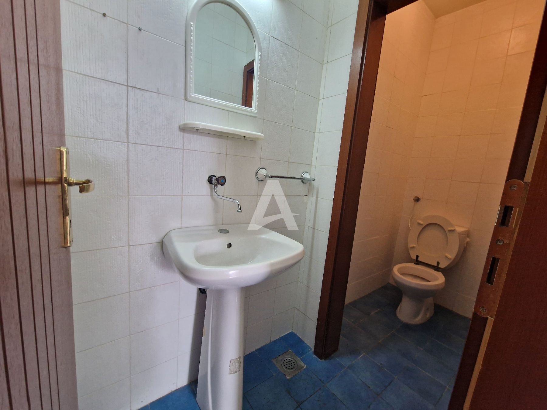 amforaproperty.com/Izdavanje poslovnog prostora 16m2 u Budvi (na duzi period)