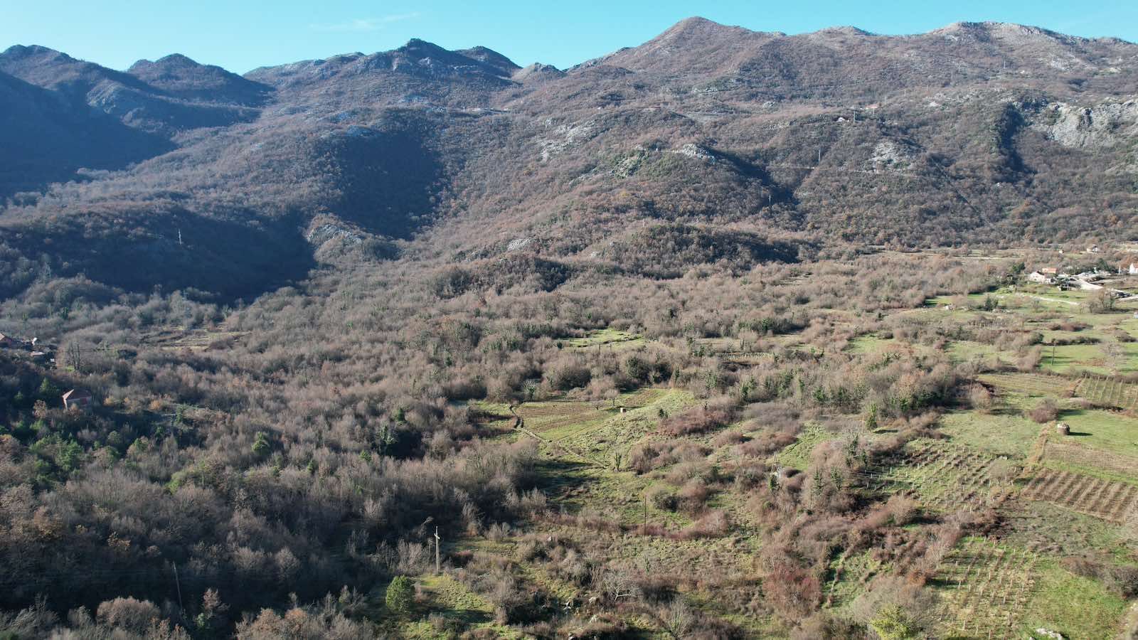 amforaproperty.com/Zemljište u Dobrskom Selu, Cetinje - 4400m²