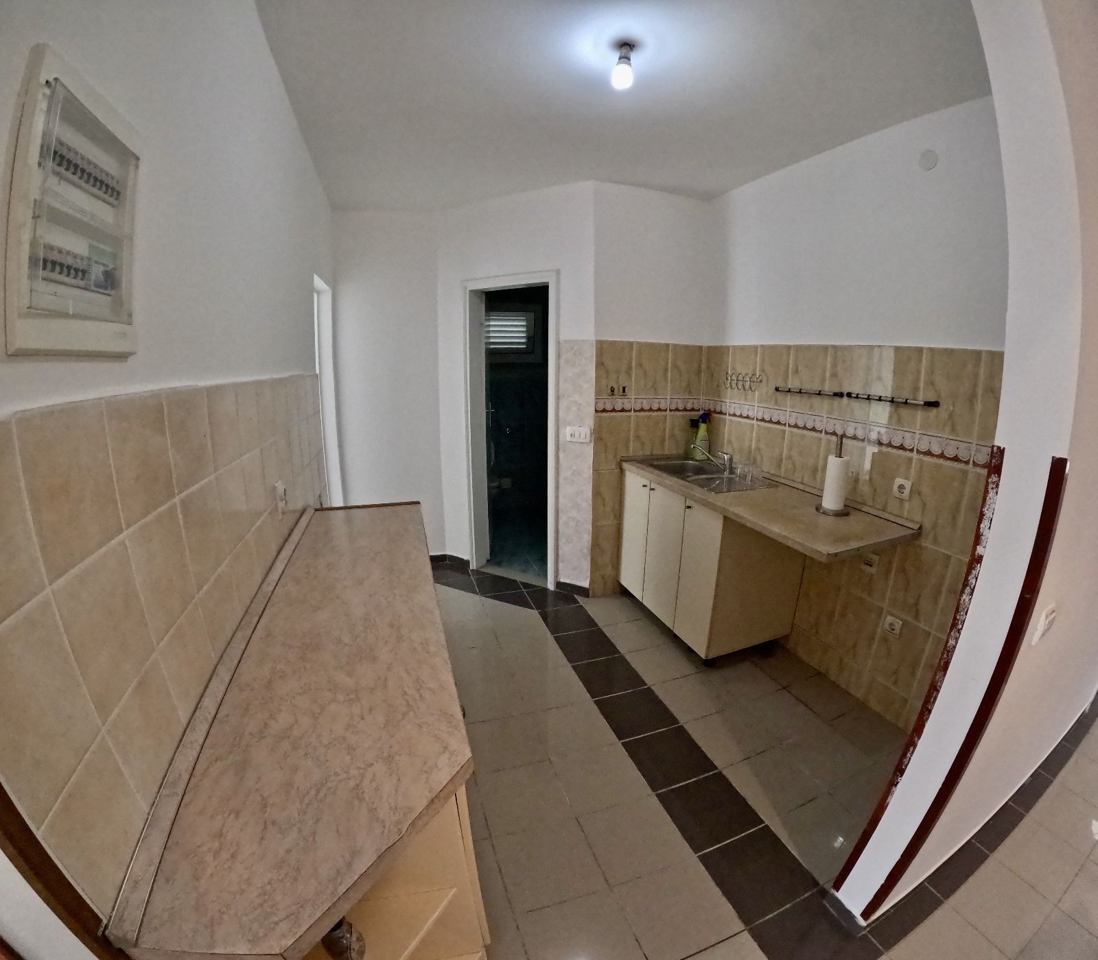 amforaproperty.com/Becici-Dvosoban stan 73m2 plus 36m2 terase