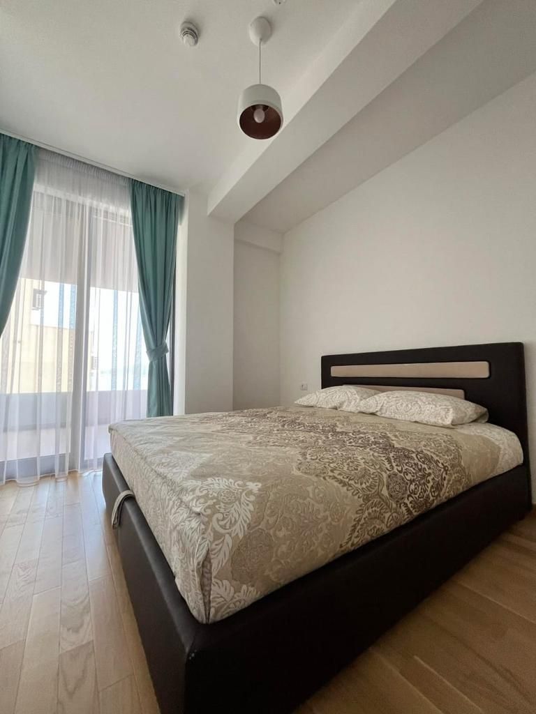 Izdavanje jednosobnog stana 60m2 sa garaznim mestom na prvoj liniji mora,Rafailovici (NA PERIOD DO 01.06.2026) - Amfora Real Estate