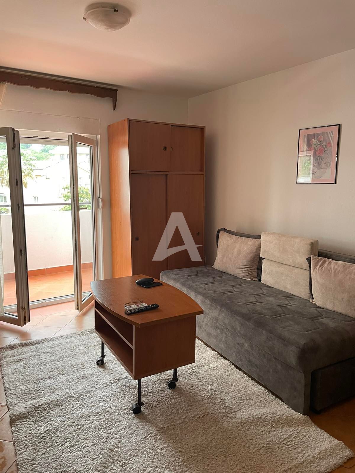 amfora/Namesten studio apartman u Budvi (Na duzi period)